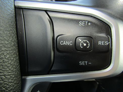 Used 2021 RAM 1500 Big Horn image 26