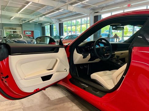 Used 2022 Porsche 911 GT3 image 19