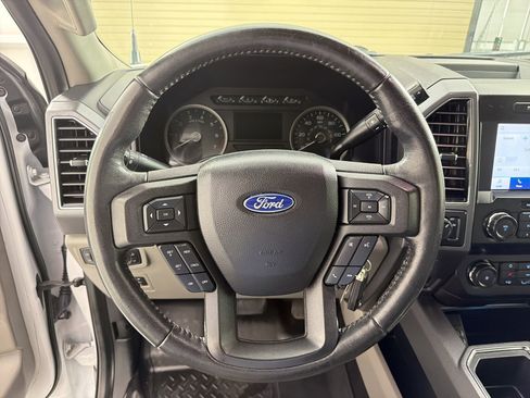 Used 2019 Ford F150 XLT w/ Equipment Group 302A Luxury image 17