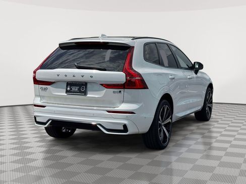 Used 2023 Volvo XC60 B5 Ultimate AWD/4WD image 4