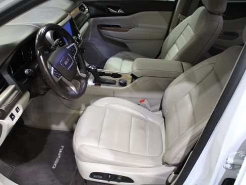 Used 2017 GMC Acadia Denali AWD/4WD image 17