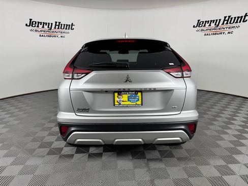Used 2024 Mitsubishi Eclipse Cross SE AWD/4WD image 8