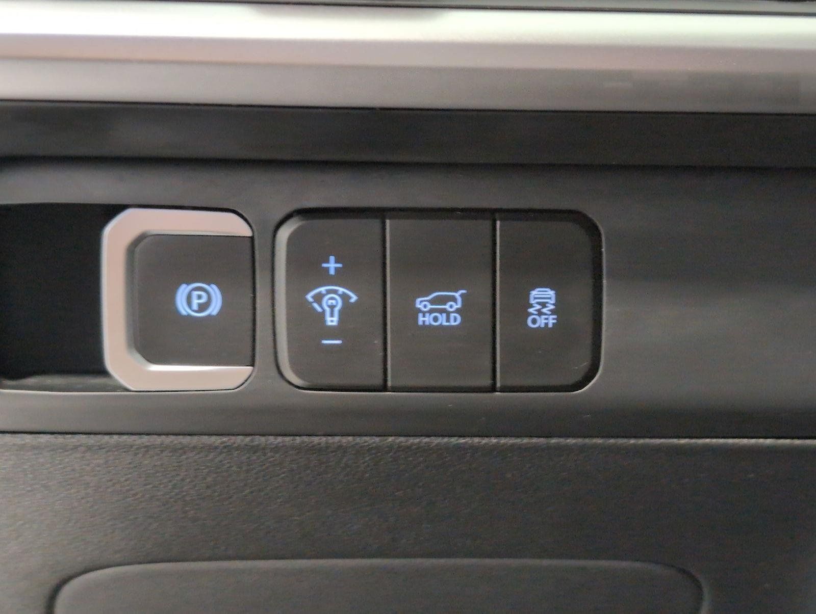 Used 2024 Hyundai Santa Fe SE AWD/4WD image 11