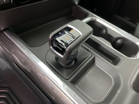New 2026 Chevrolet Silverado 1500 LTZ w/ LTZ Premium Package AWD/4WD image 33