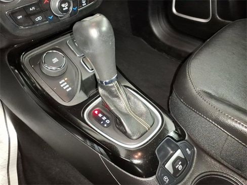 Used 2019 Jeep Compass Limited image 22