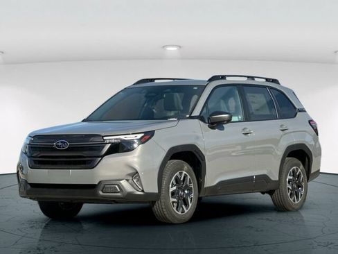 Used 2026 Subaru Forester Premium AWD/4WD image 2