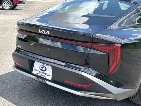Used 2025 Kia K4 FWD image 12