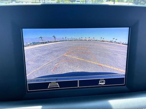 Used 2022 Chevrolet Tahoe LS RWD image 27
