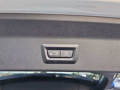 Used 2023 BMW X3 xDrive30i image 8