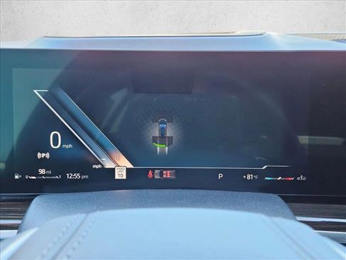 Used 2024 BMW X5 sDrive40i w/ Premium Package image 11