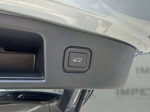Used 2025 Honda Prologue Touring image 18