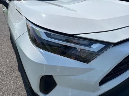 Certified 2022 Toyota RAV4 XLE AWD/4WD image 12