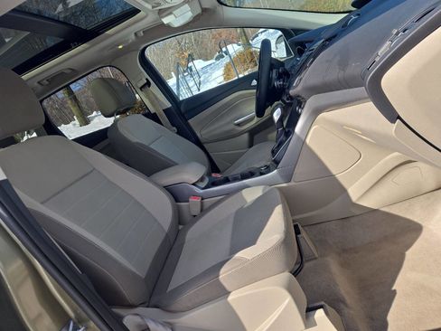 Used 2013 Ford Escape SE image 25