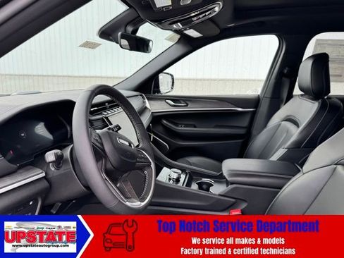 New 2025 Jeep Grand Cherokee Limited 4xe w/ Trailer Tow Package image 12