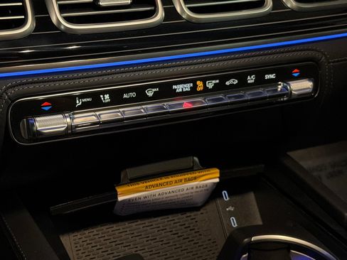 New 2026 Mercedes-Benz Maybach GLS 600 4MATIC image 21
