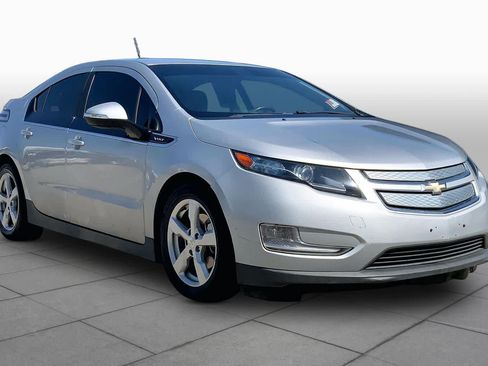 Used 2015 Chevrolet Volt w/ Enhanced Safety Package 1 FWD image 3