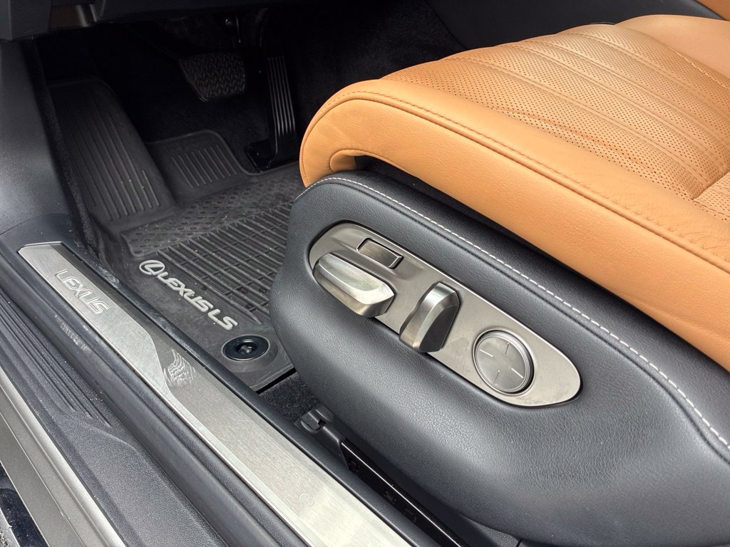 Certified 2021 Lexus LS 500 RWD image 17