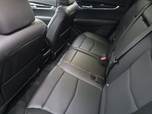 Used 2025 Cadillac XT5 Premium Luxury image 26