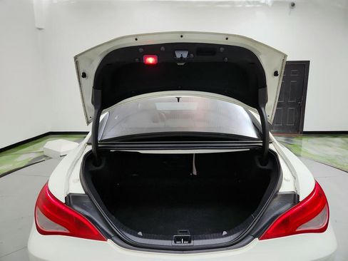 Used 2015 Mercedes-Benz CLA 250 image 29