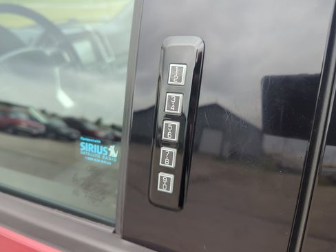 Used 2016 Ford F150 Lariat w/ Equipment Group 501A Mid image 6