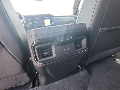 Used 2023 GMC Sierra 1500 AT4 w/ AT4 Premium Package AWD/4WD image 20