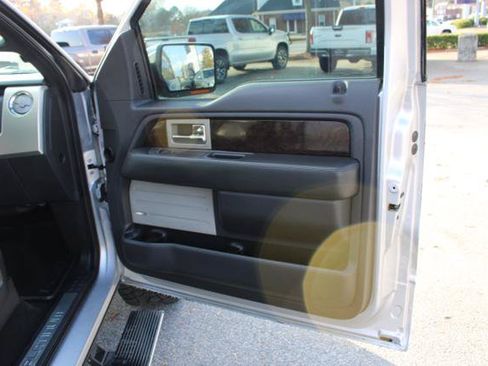 Used 2013 Ford F150 Platinum AWD/4WD image 36