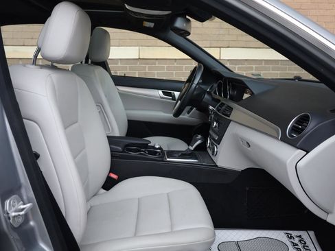 Used 2014 Mercedes-Benz C 250 Sedan image 26