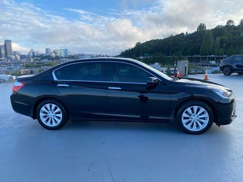 Used 2014 Honda Accord EX-L image 2