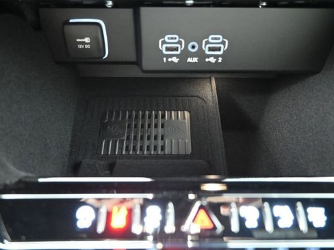 New 2026 Jeep Grand Wagoneer Limited AWD/4WD image 3