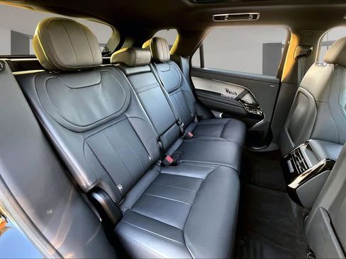 Certified 2025 Land Rover Range Rover Sport SE AWD/4WD image 23