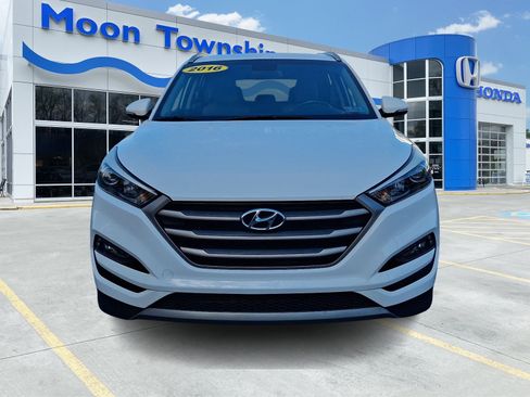 Used 2016 Hyundai Tucson Sport AWD/4WD image 2