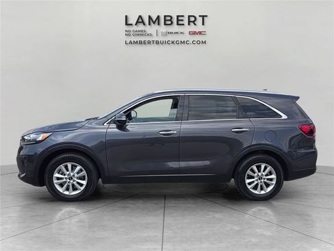 Used 2019 Kia Sorento FWD w/ LX Convenience Package image 2