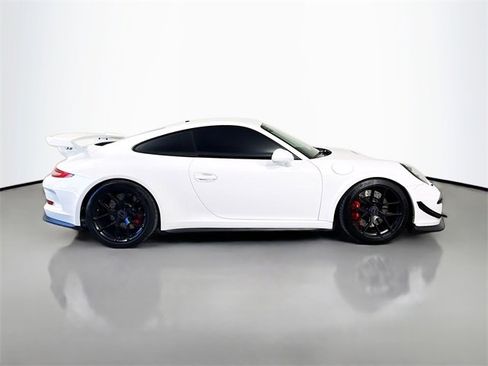 Used 2014 Porsche 911 GT3 w/ Sound Package Plus image 8
