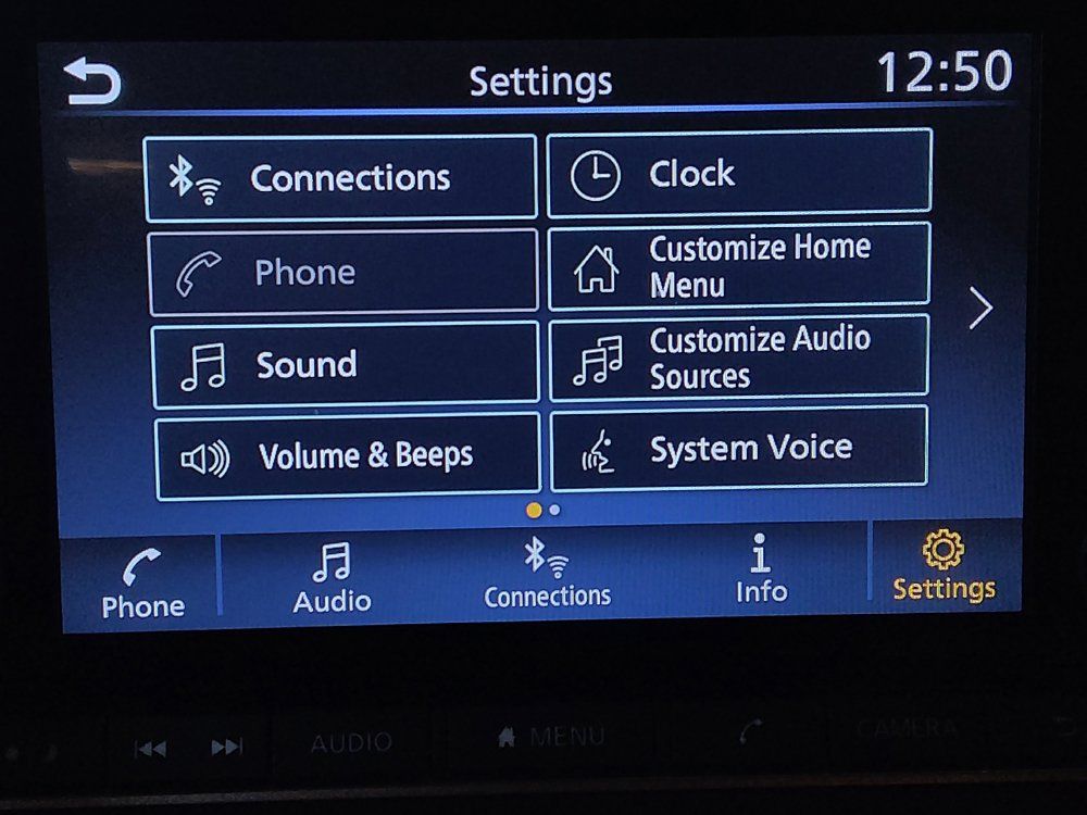Used 2025 Nissan Sentra SV FWD image 25