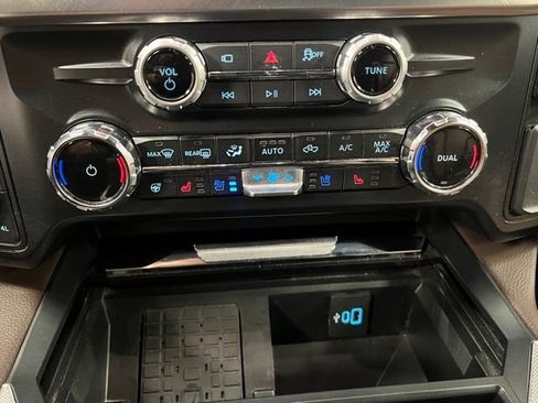 Used 2025 Ford F350 King Ranch w/ FX4 Off-Road Package image 37