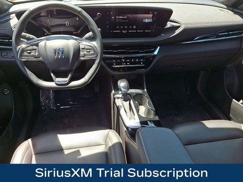 Used 2025 Buick Envista Avenir FWD image 3