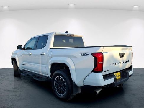 Used 2026 Toyota Tacoma TRD Sport AWD/4WD image 8