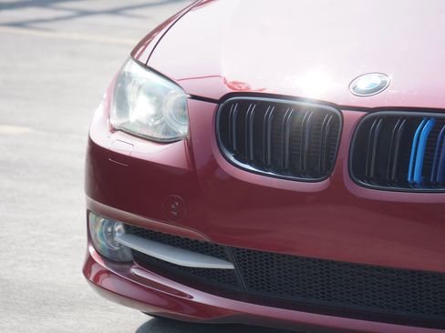 Used 2011 BMW 335i 335i Convertible 2D image 16