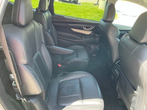 Used 2019 Subaru Ascent Limited AWD/4WD image 17