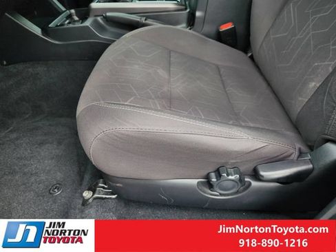 Used 2017 Toyota Tacoma TRD Sport w/ Tow Package RWD image 25