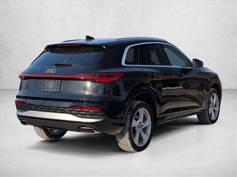 New 2025 Audi Q5 Premium Plus image 2