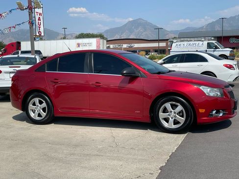 Used 2014 Chevrolet Cruze LT w/ RS Package FWD image 4