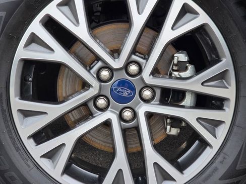Used 2020 Ford Escape SEL FWD image 19