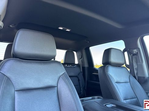 Certified 2022 Chevrolet Silverado 1500 LT Trail Boss w/ LT Trail Boss Premium Package AWD/4WD image 18