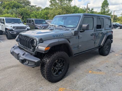 Used 2025 Jeep Wrangler Unlimited Sport S 4xe AWD/4WD image 10