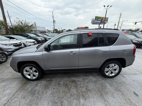 Used 2016 Jeep Compass Sport w/ Power Value Group image 5