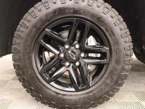Used 2020 Chevrolet Silverado 1500 LT Trail Boss w/ Convenience Package image 7
