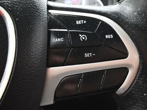 Used 2018 Dodge Charger R/T Scat Pack RWD image 19