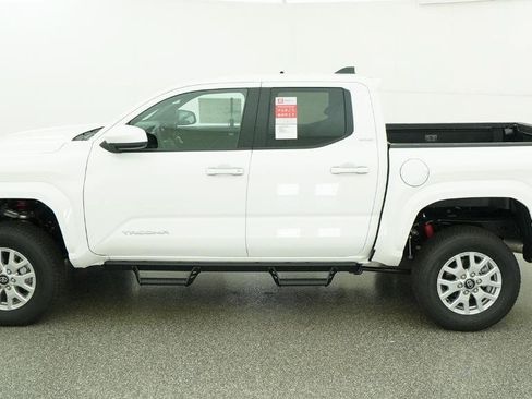 New 2026 Toyota Tacoma SR5 AWD/4WD image 42
