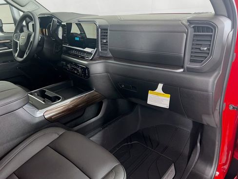 New 2026 Chevrolet Silverado 2500 LT w/ Leather Package image 27